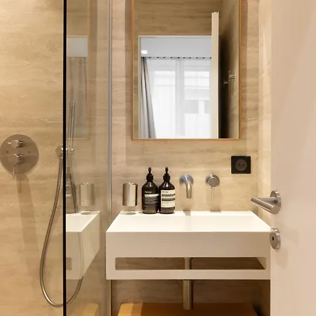 Elegant With Ac - 3br-6p- Montorgueil *