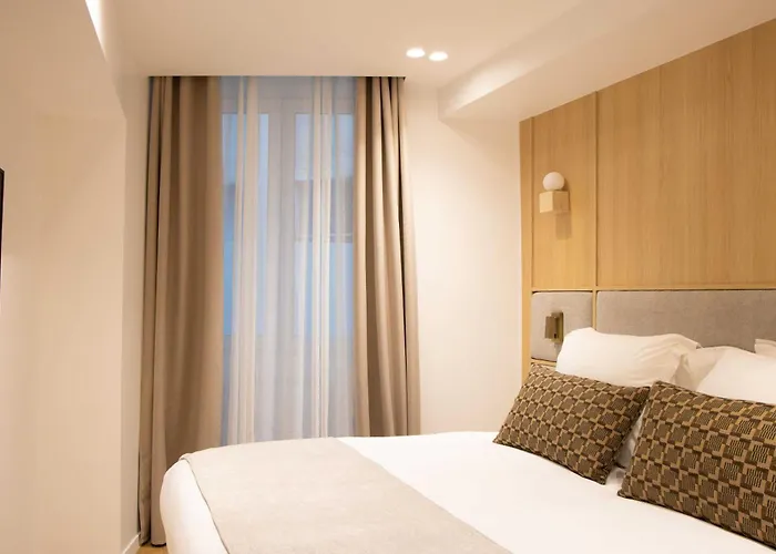 Elegant With Ac - 3br-6p- Montorgueil